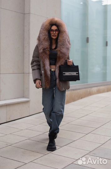Пуховик женский зимний 44 46 с натуральным мехом