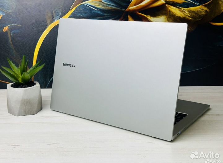 Ноутбук Samsung galaxy book go