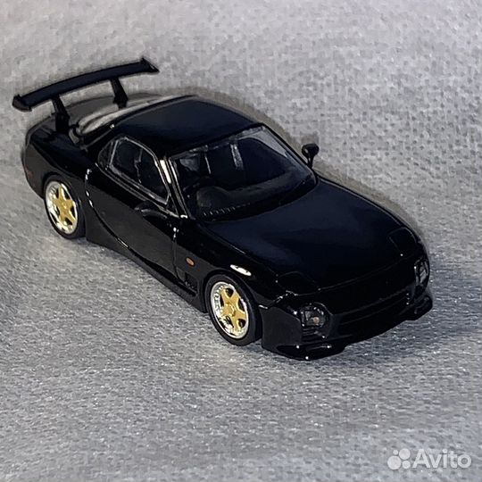 Модель автомобиля Mazda RX7 FD3S 1:64