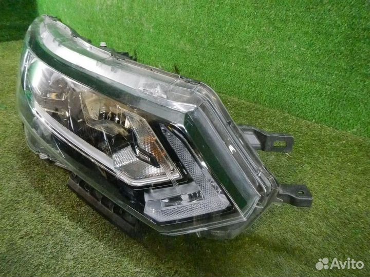 Фара правая Nissan Qashqai