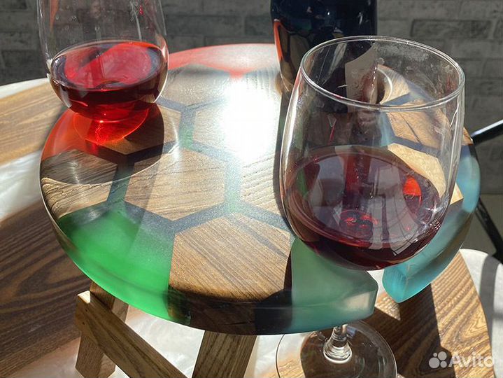 Винный столик