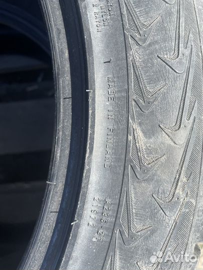 Nokian Tyres Hakkapeliitta 8 245/45 R18