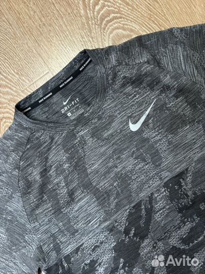 Футболка Nike Running
