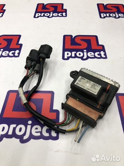 Блок управления вентилятором Audi A4 A5 A6 Q3 Q5