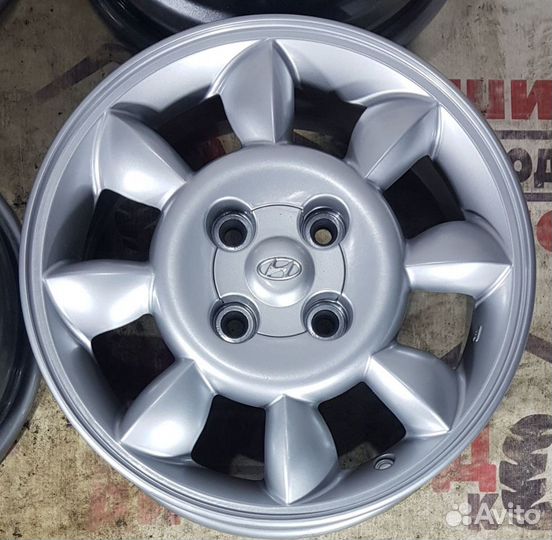 Диски литые Hyundai/Japan r14; 4x100; цо 54,1