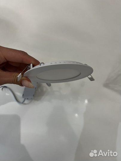Светильник встраиваемый