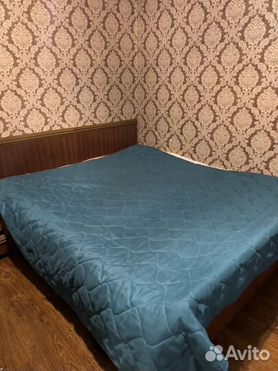 Спальный гарнитур бу