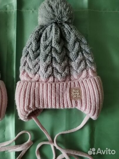 Деткие шапочки на двойню зима-весна 3-5 лет