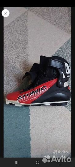 Лыжные ботинки