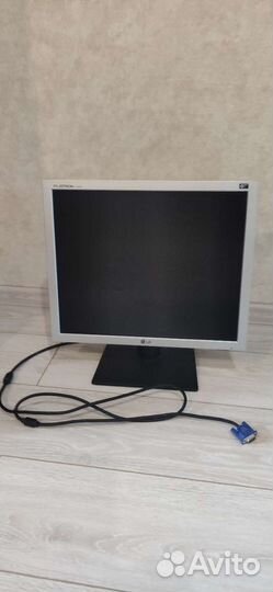 Монитор LG
