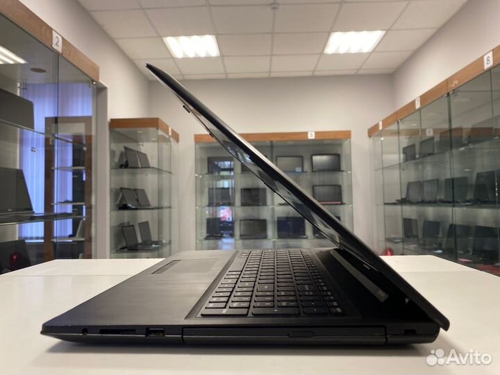 Lenovo 15.6 (4 ядра/ 4gb DDR4/ SSD 120gb)