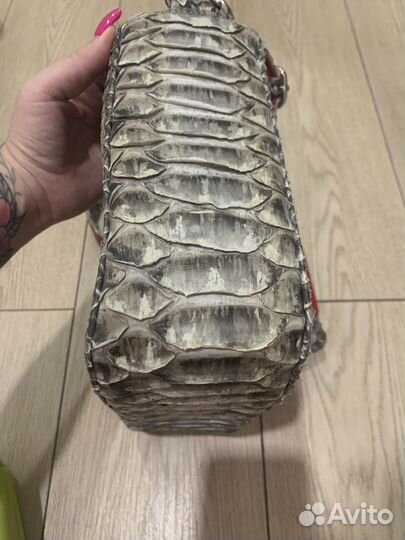 Сумка из кожи питона женская