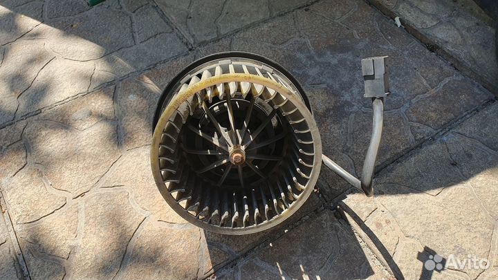 Моторчик печки ауди 80 90