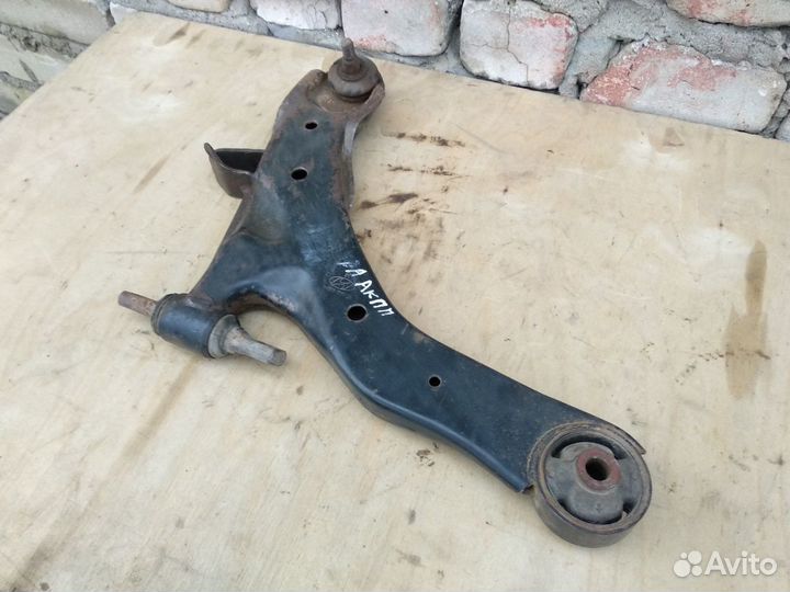 Передний правый рычаг Элантра 3 Elantra 3