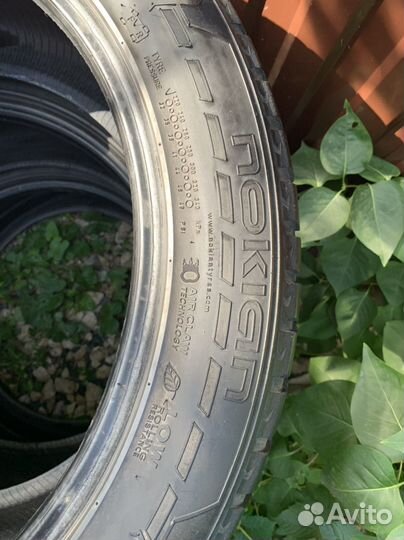 Nokian Tyres Hakkapeliitta 7 SUV 275/45 R20