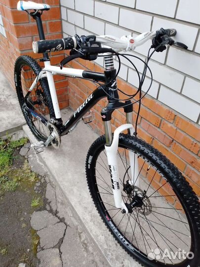 Горный Pizeto на гидравлике