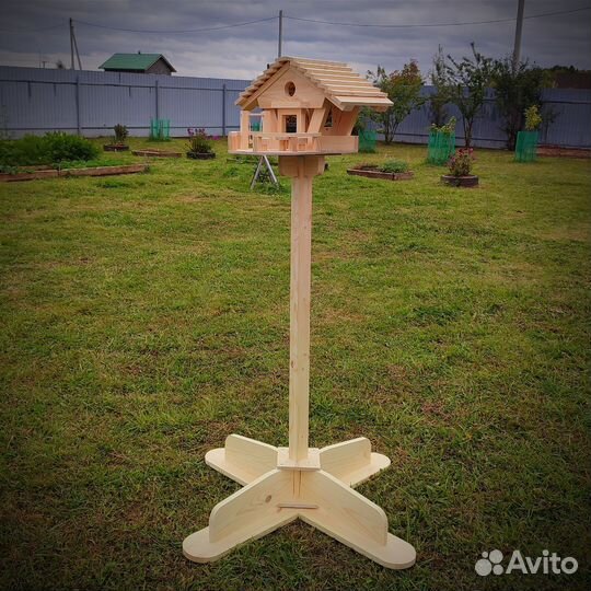 Кормушка для птиц