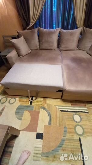 Продаётся диван угловой