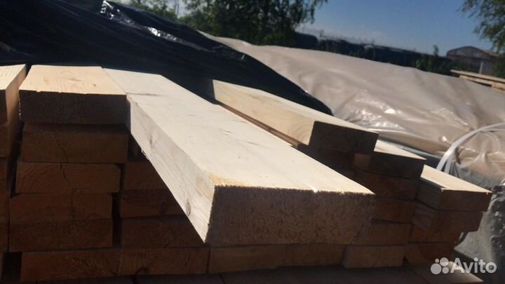 Доска обрезная естественной влажности хвоя 1 сорт