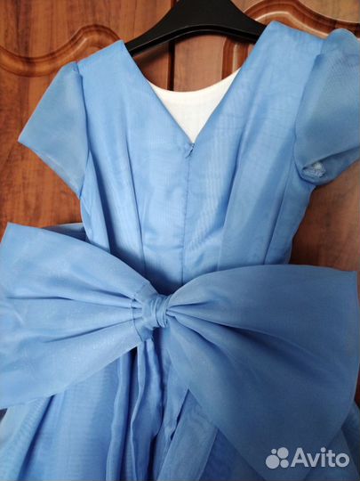 Платье нарядное