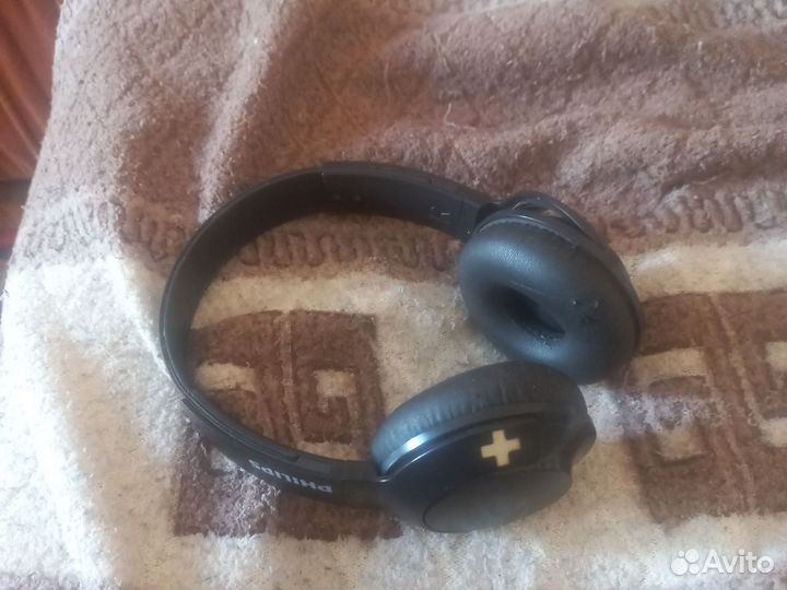 Беспроводные наушники philips