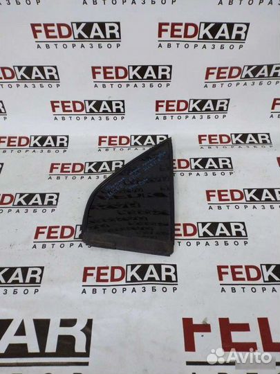 Форточка двери Mitsubishi Lancer Cedia CS2A 4G15