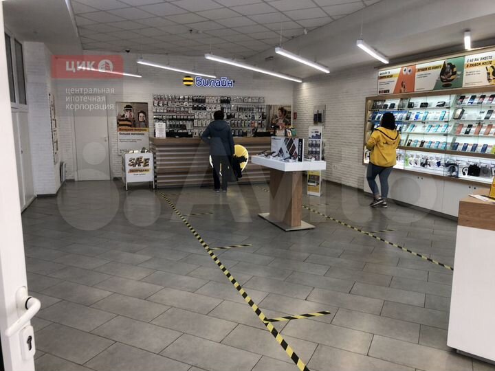 Сдам торговое помещение, 180 м²