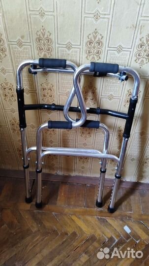 Ходунки для стариков и больных людей