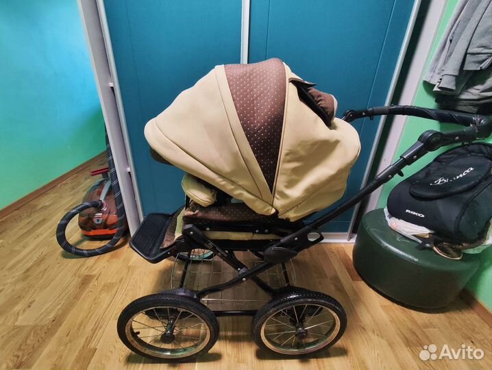 Коляска 2 в 1 riko blanca