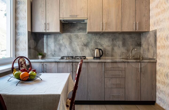 2-к. квартира, 55 м², 2/2 эт.