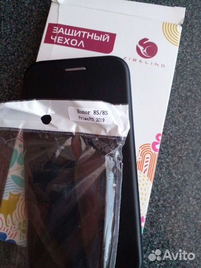 Чехлы на телефон