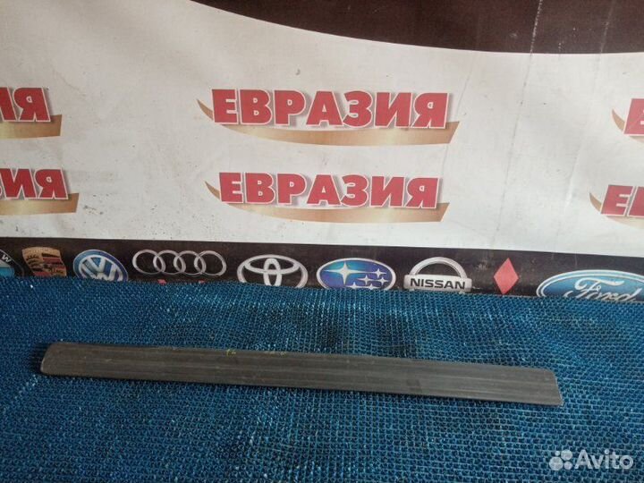 Молдинг двери передний левый Honda Cr-V RD1 B20B