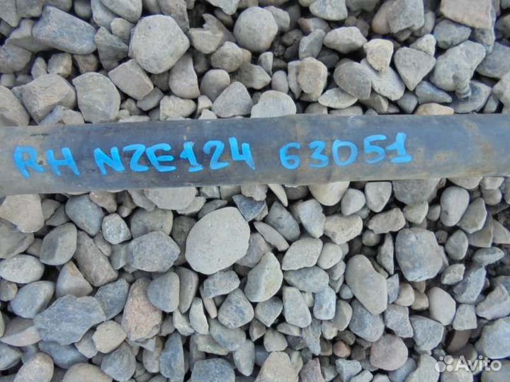 Привод задний правый Toyota Corolla Fielder NZE124