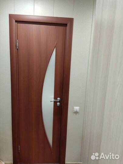 Двери межкомнатные,б/у, 4 шт Бронь до 04.11