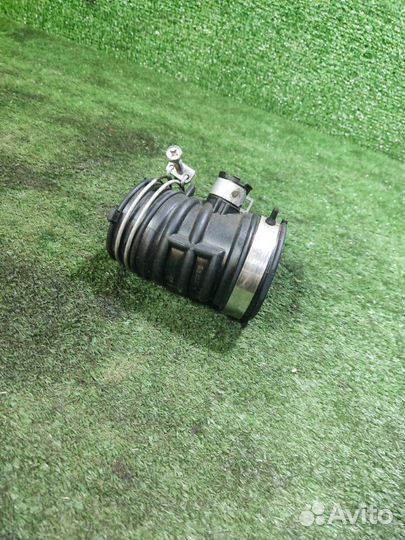 Патрубок воздушного фильтра Nissan 1.2 HR12DE