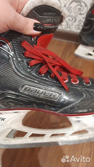 Коньки хоккейные детские