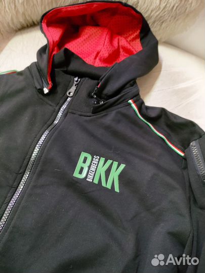 Мастерка Bikkimbergs спортивная кофта разм,S,M,XL
