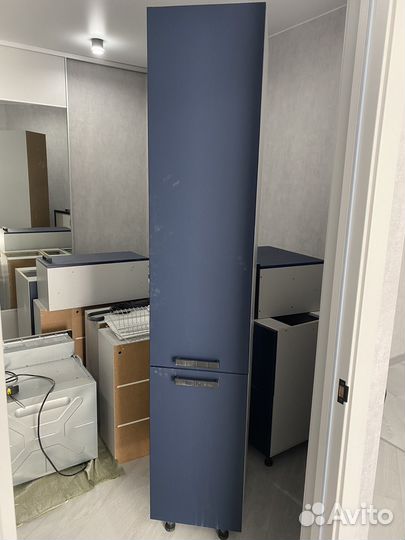 Кухонный пенал + шкаф для бутылок+бутылочница