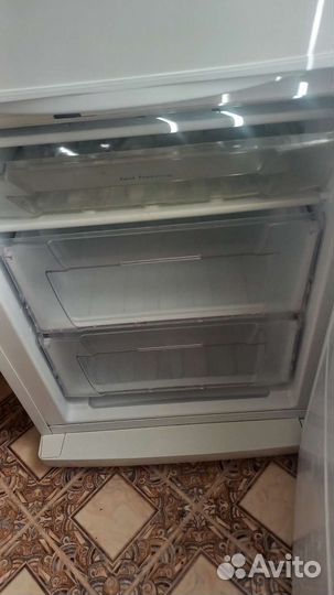Холодильник indesit
