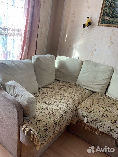 Диван бу угловой и два кресла