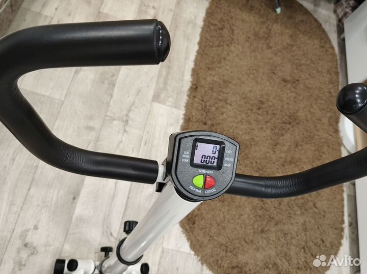 Продам тренажёр Мини-степпер Torneo Tempo