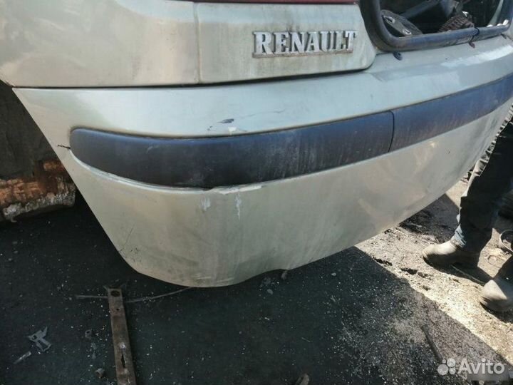 Бампер задний Renault Megane хэтчбек