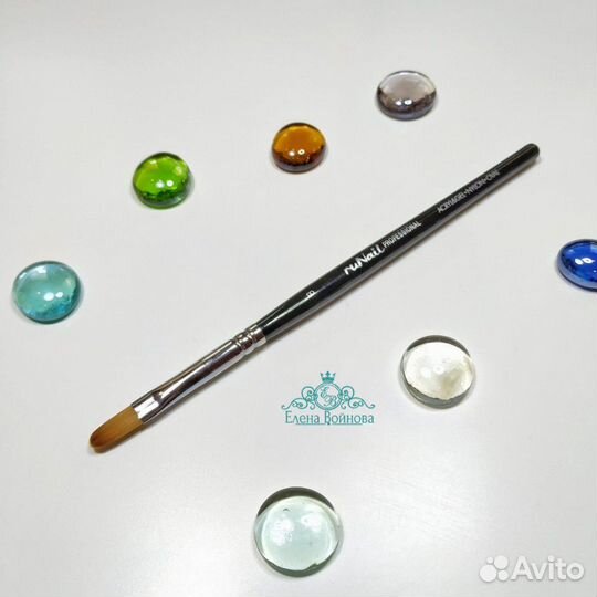 Кисть для акригеля Nylon Oval №8 ruNail