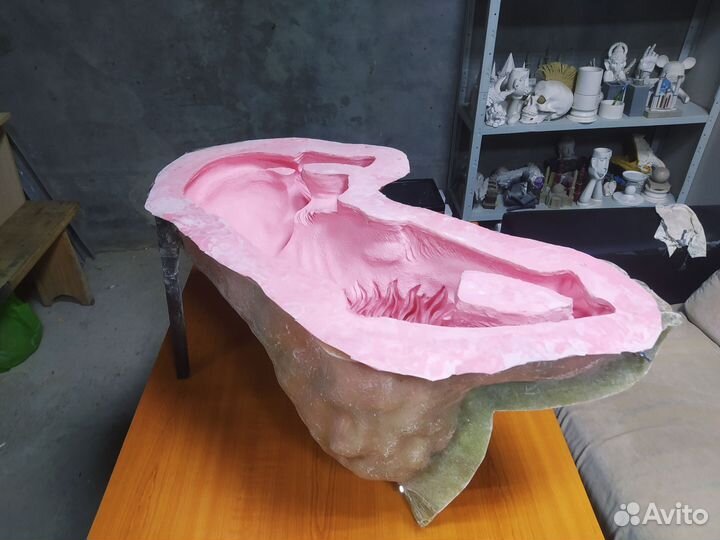 Форма лежачий лев- бетон, гипс, полистоун