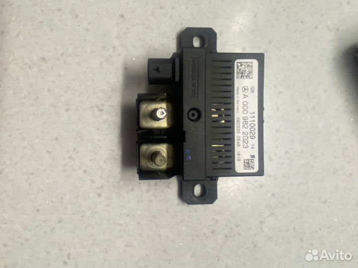 Реле зарядки акб Мерседес A0009822023