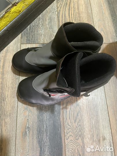 Лыжные ботинки salomon eskape 6 pilot