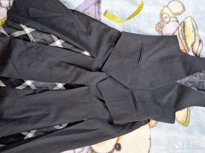 Костюмы школьные, сарафаны