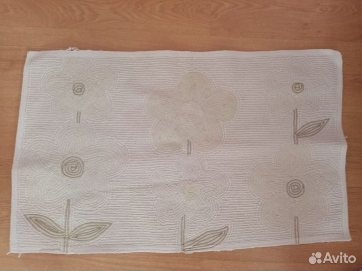 Коврик в ванную