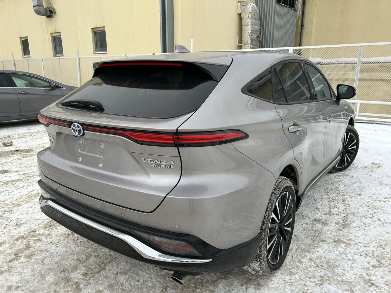 Toyota Venza: фото владельца