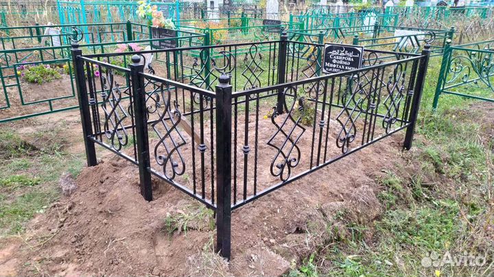 Ограды могильные